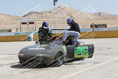 media/May-18-2022-Open Track Racing (Wed) [[f96b7d3cf4]]/Around the Pits/